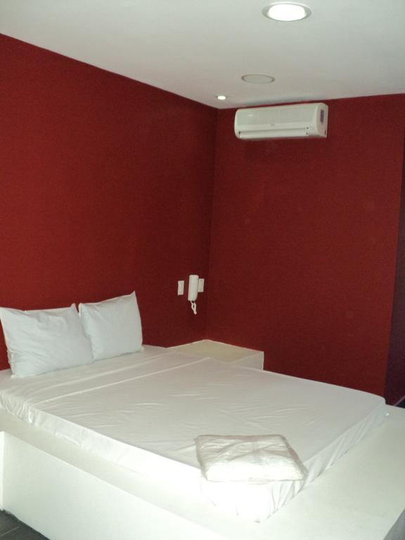 Hotel Red Room Panamaváros Szoba fotó